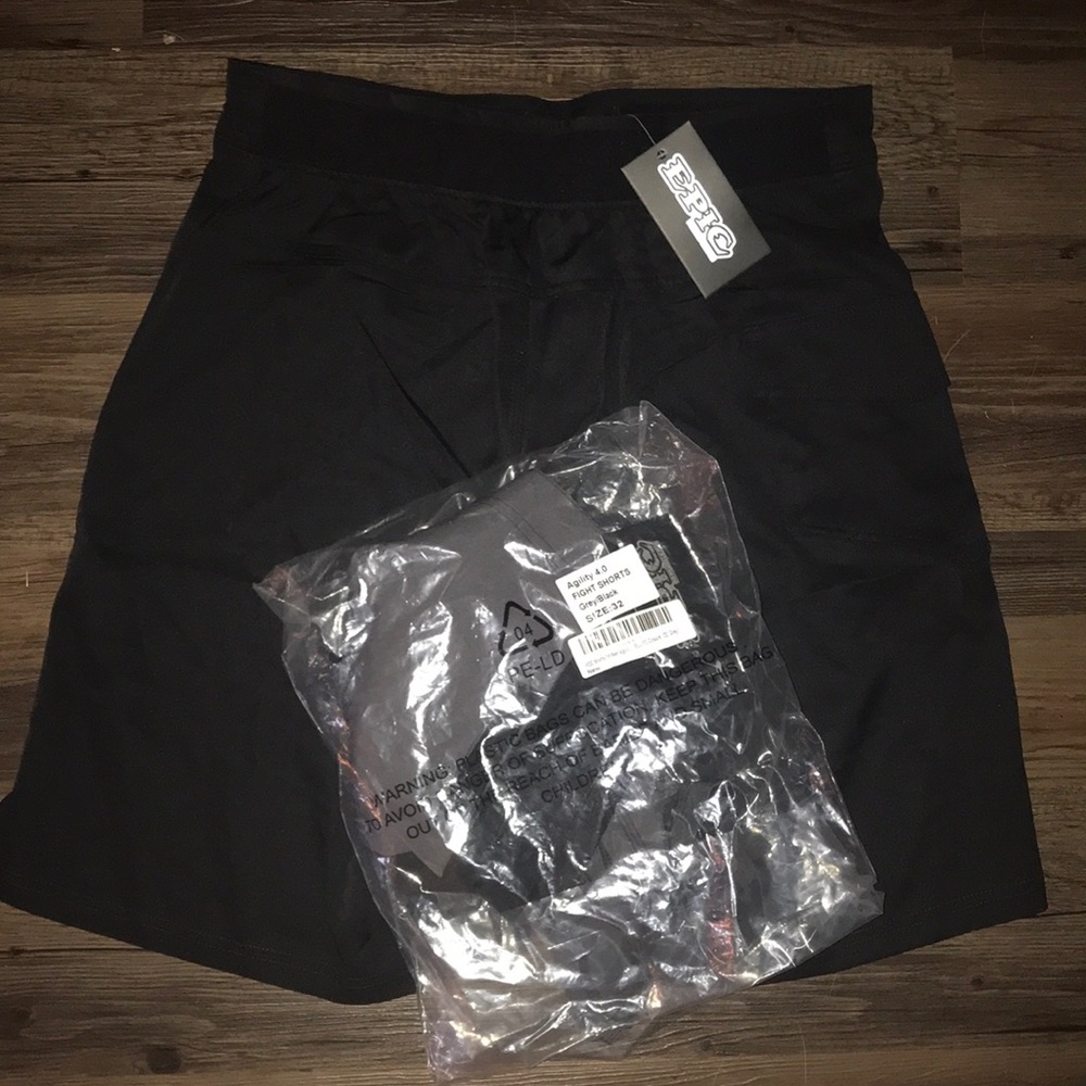 Fighting and cross training athletic shorts